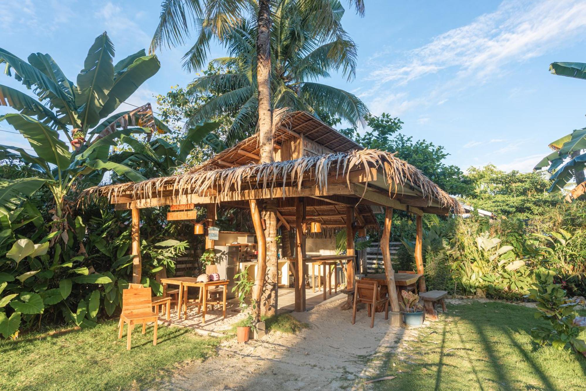 Camanolo Homestay General Luna  Exterior foto