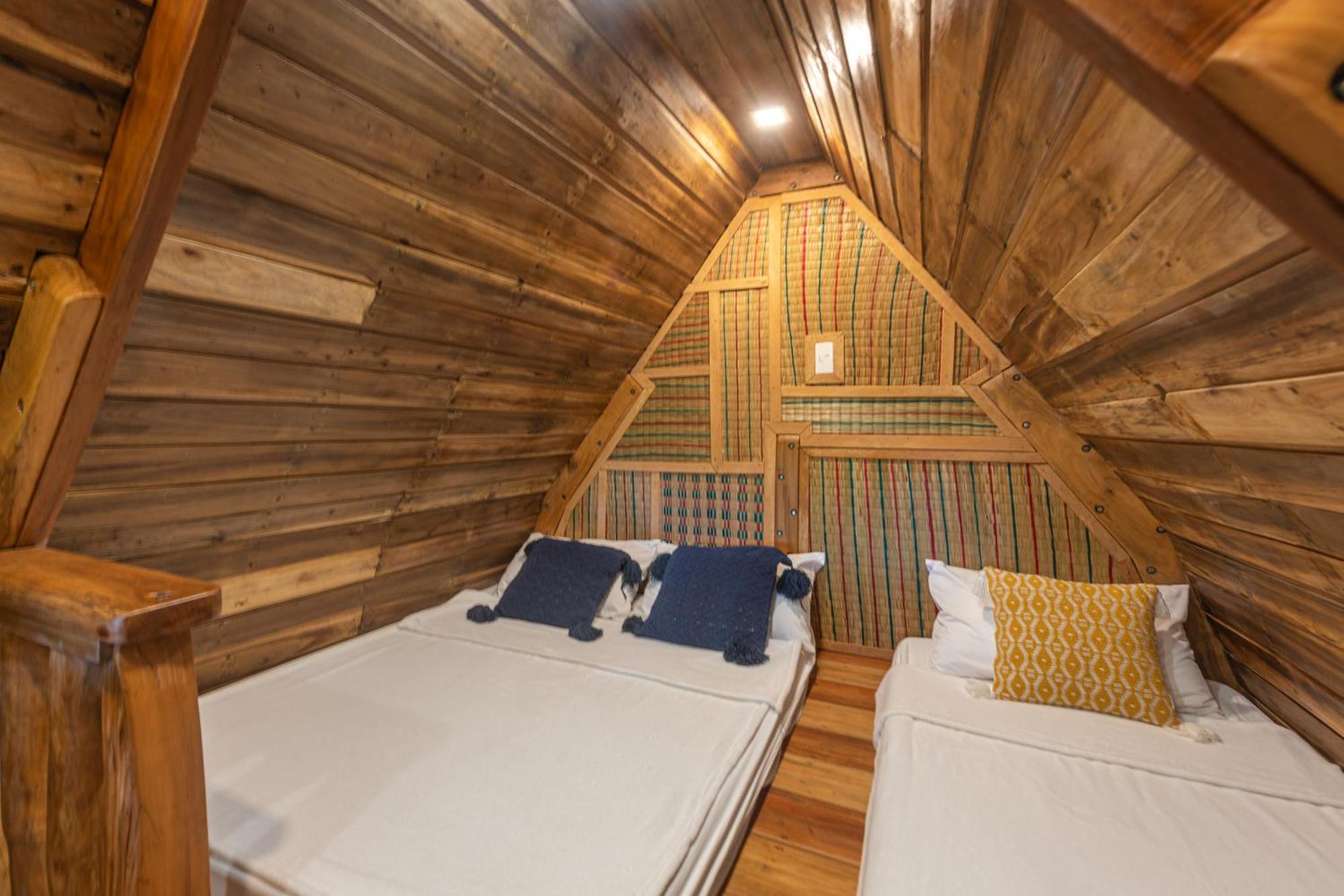Camanolo Homestay General Luna  Exterior foto